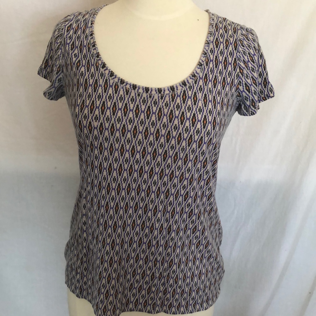 Gap Geometric Pattern Top